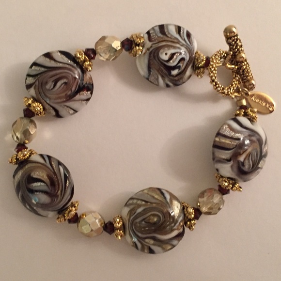 Alexis K Jewelry - Alexis K Animal Print Glass Bead Bracelet USA 7”